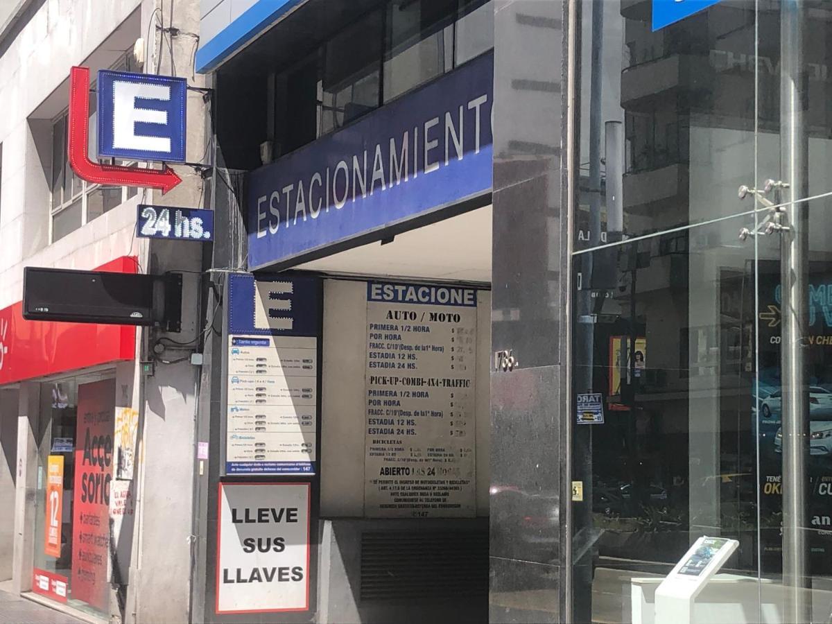 Apartmán Av Corrientes Obelisco Buenos Aires Exteriér fotografie